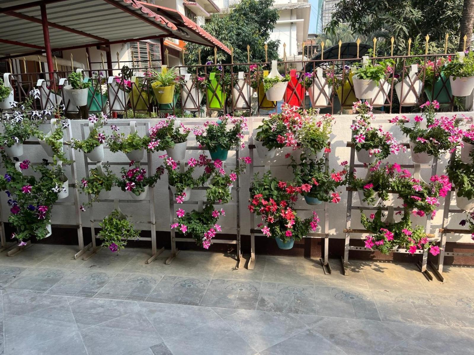 Amazing Homestay Guwahati Dış mekan fotoğraf